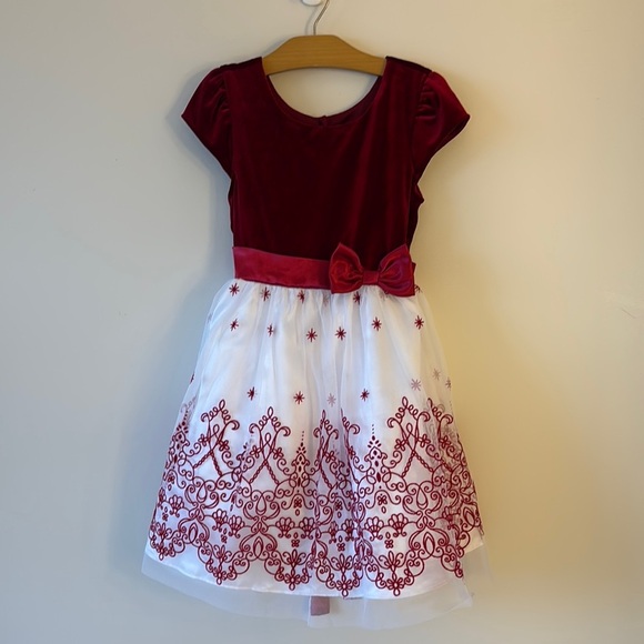 Jona Michelle Other - Jona Michelle Burgundy and White Formal Dress